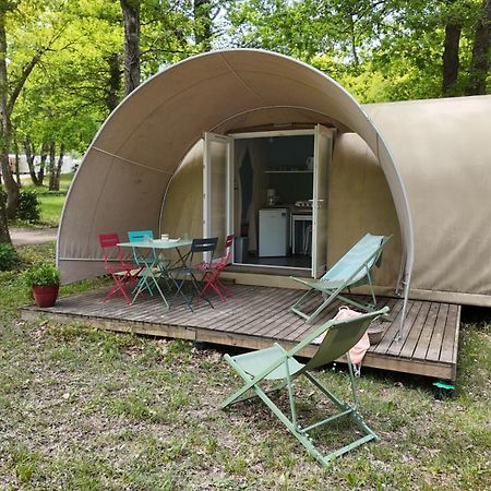 Camping Les Lacs D'Armagnac Bretagne-d'Armagnac Esterno foto