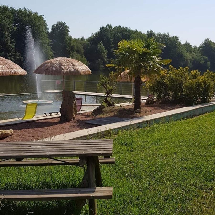 Camping Les Lacs D'Armagnac Bretagne-d'Armagnac Esterno foto