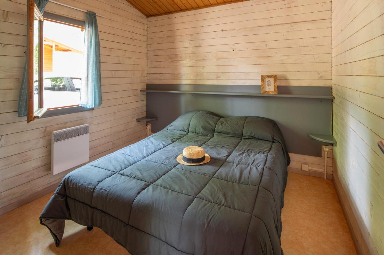 Camping Les Lacs D'Armagnac Bretagne-d'Armagnac Esterno foto